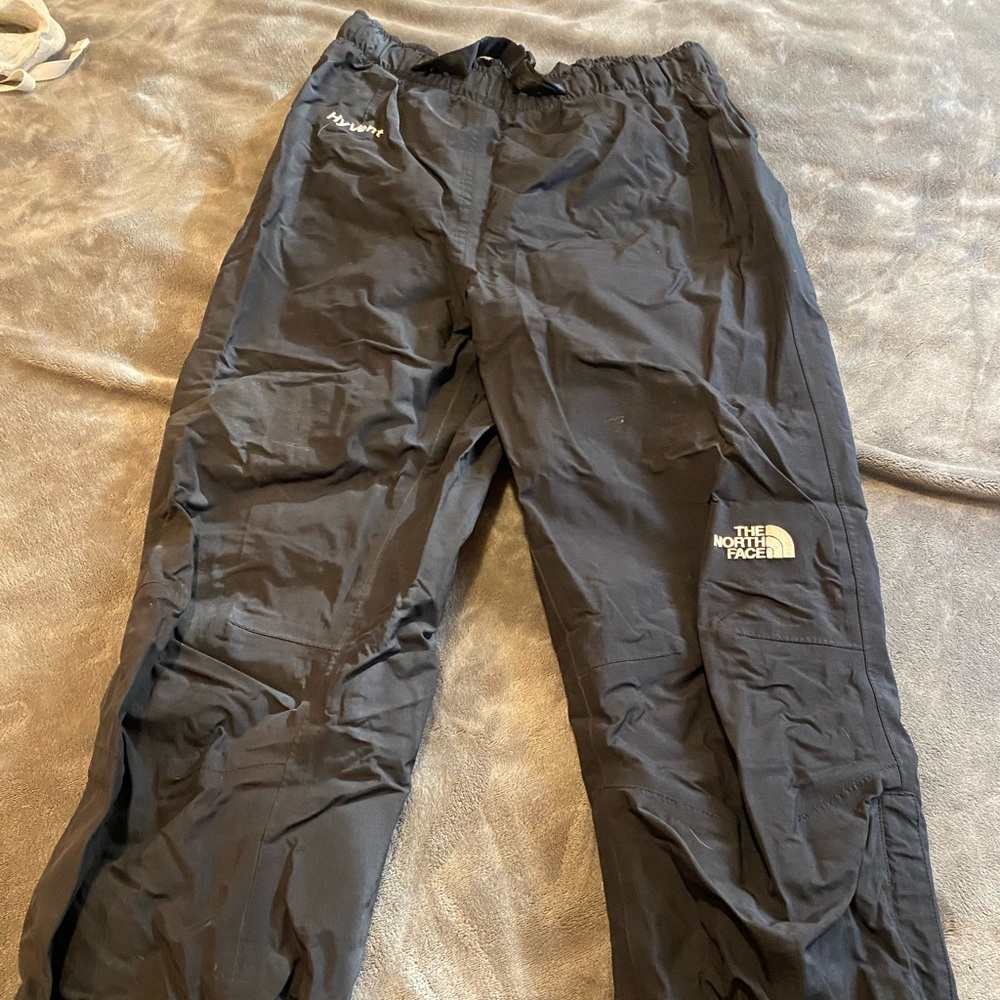 Women’s size small north face snow pants
